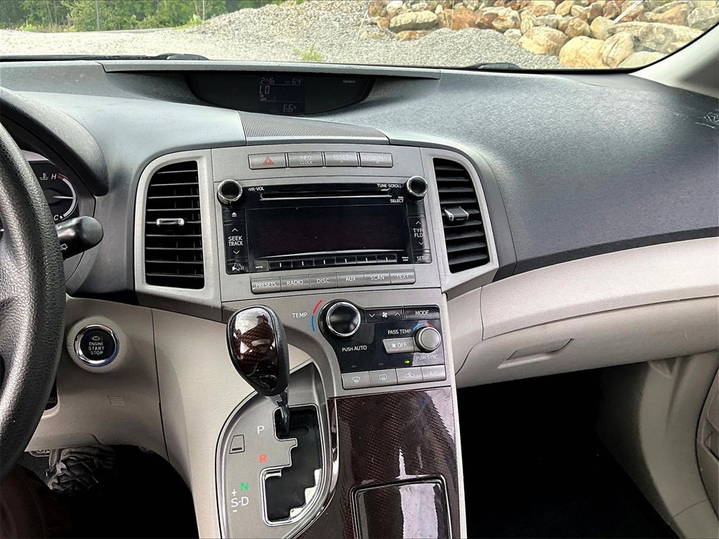 Used 2010 Toyota Venza image 28