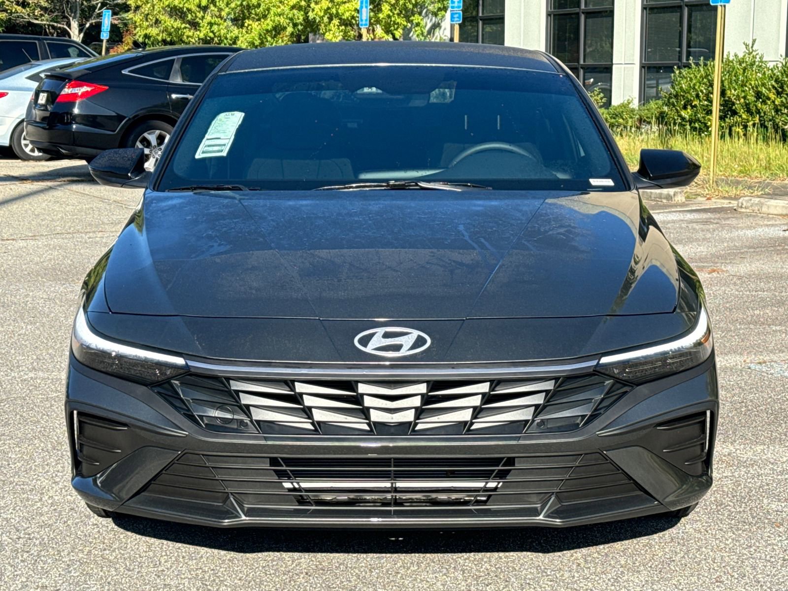 New 2025 Hyundai Elantra Sport video 2