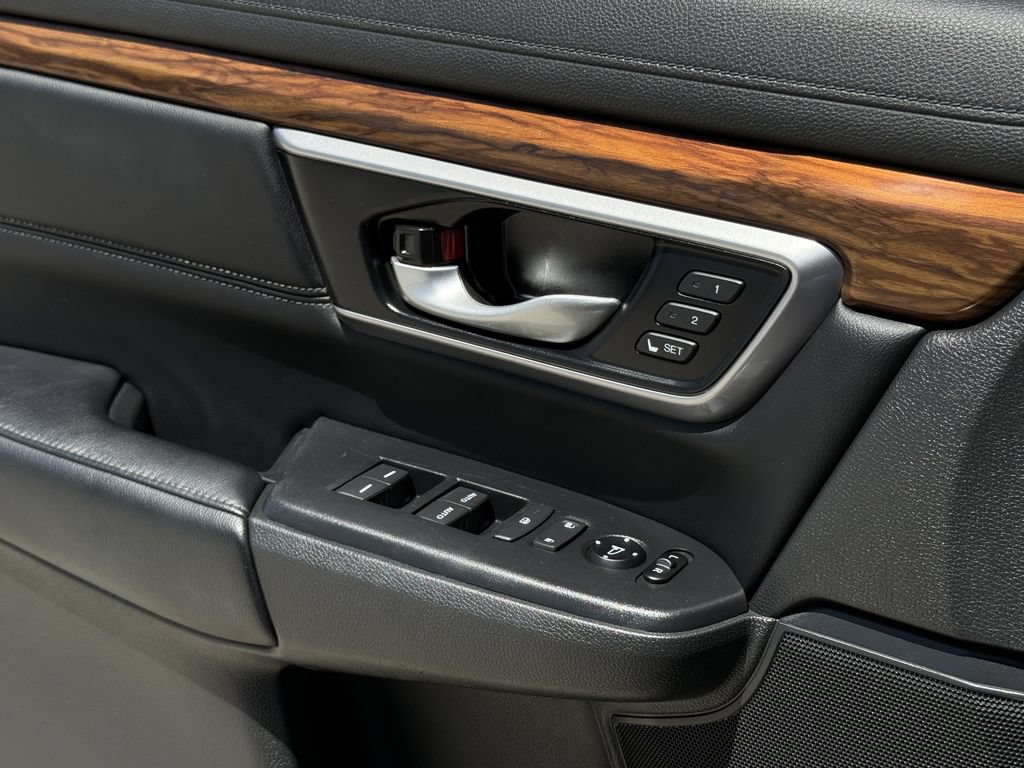 Used 2022 Honda CR-V EX-L image 25
