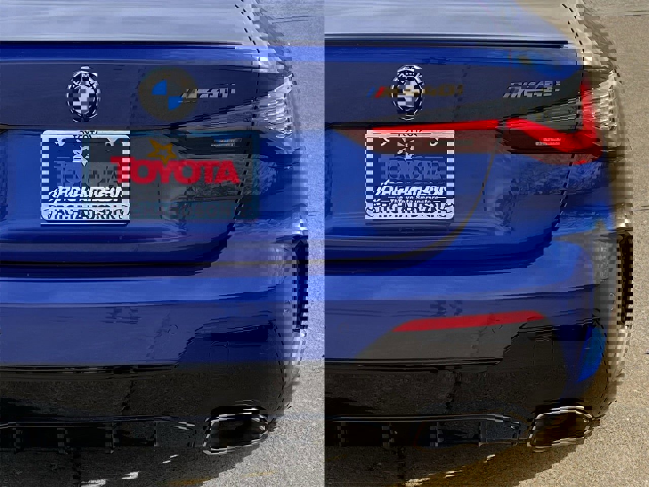 Used 2024 BMW M440i Coupe w/ Premium Package image 6