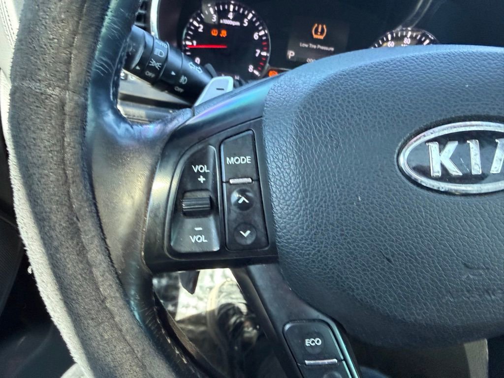 Used 2011 Kia Optima SX w/ Premium Touring Pkg image 11