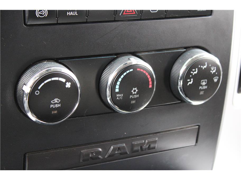 Used 2011 RAM 2500 SLT image 23