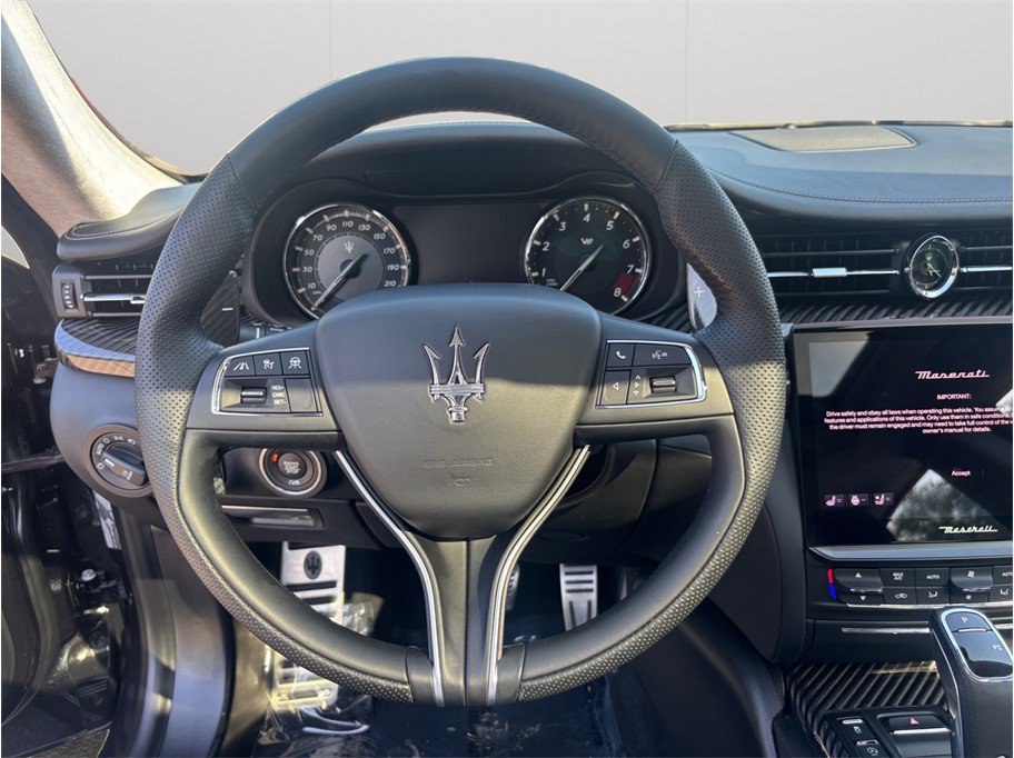 Used 2022 Maserati Quattroporte Trofeo RWD image 29