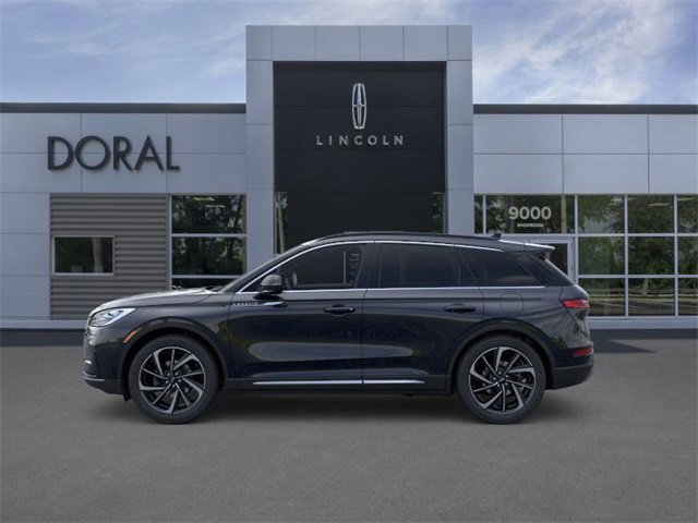 New 2026 Lincoln Corsair Reserve image 3
