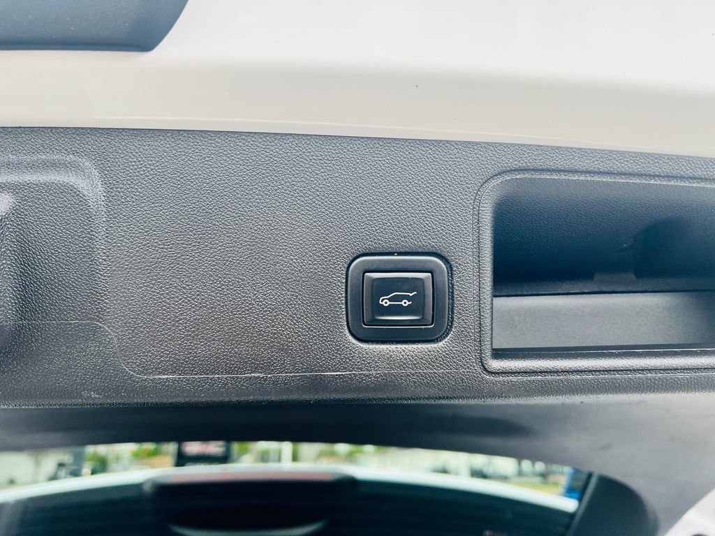 Used 2023 GMC Terrain AT4 w/ Infotainment Package II AWD/4WD image 30