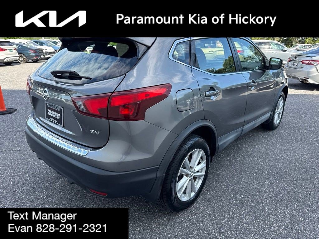 Used 2017 Nissan Rogue Sport SV FWD image 7