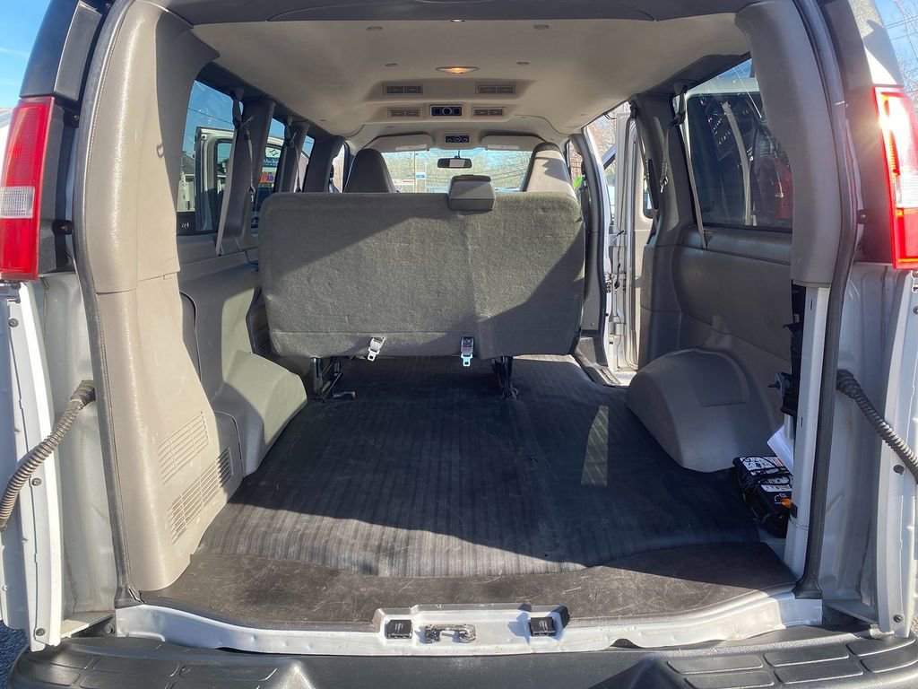 Used 2017 Chevrolet Express 2500 LS image 28