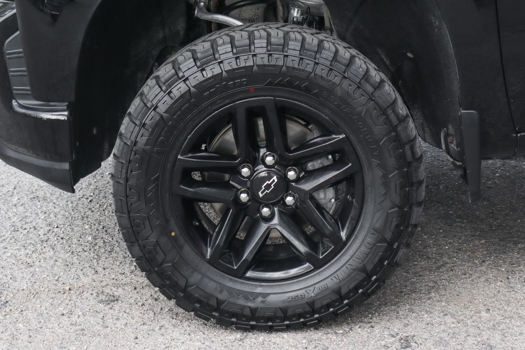 Used 2019 Chevrolet Silverado 1500 LT Trail Boss AWD/4WD image 43