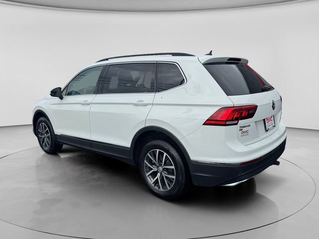 Used 2020 Volkswagen Tiguan SE w/ Panoramic Sunroof Package image 3