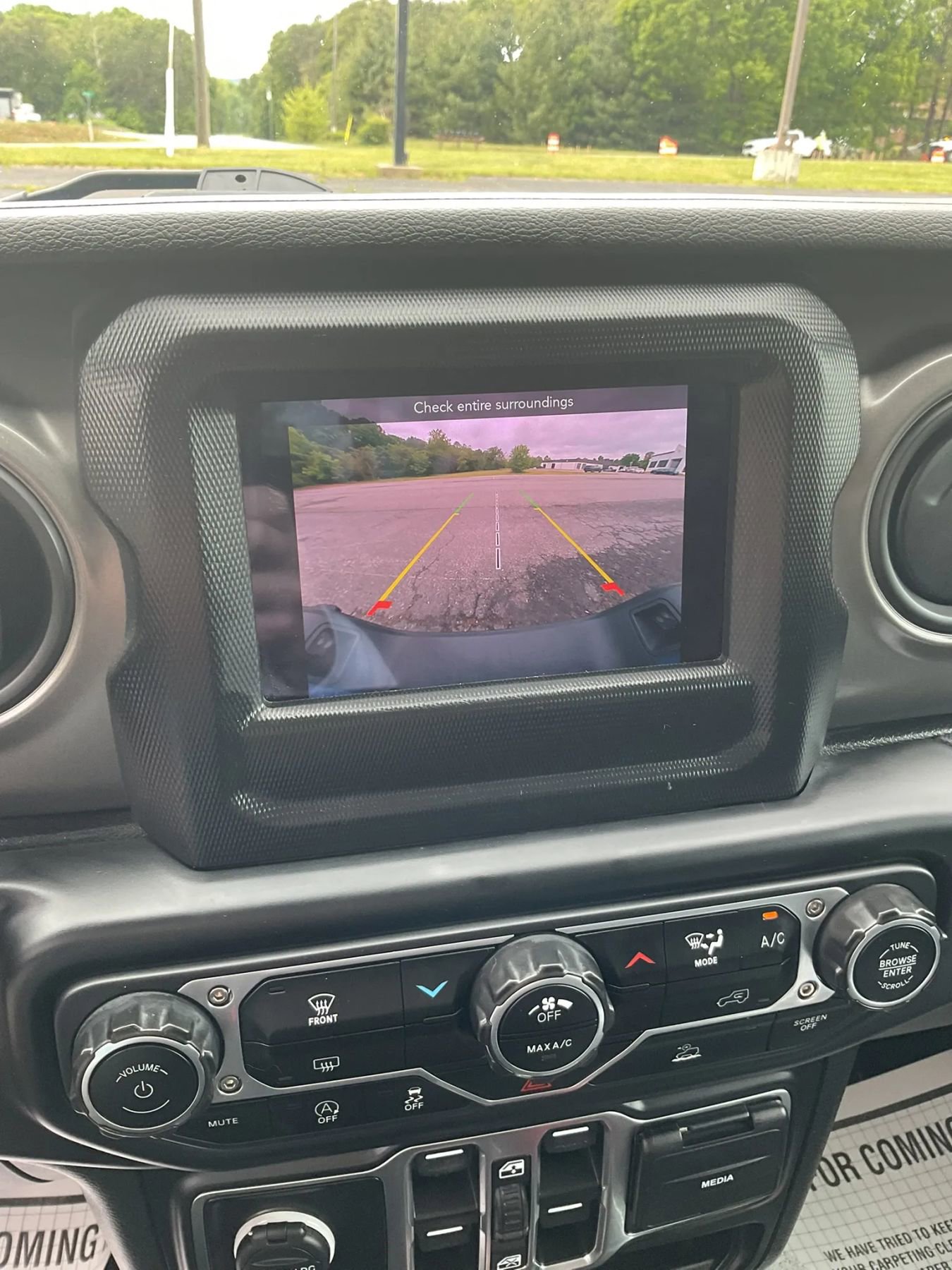 Used 2023 Jeep Gladiator Sport AWD/4WD image 47