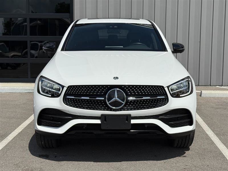 Used 2023 Mercedes-Benz GLC 300 4MATIC Coupe image 3