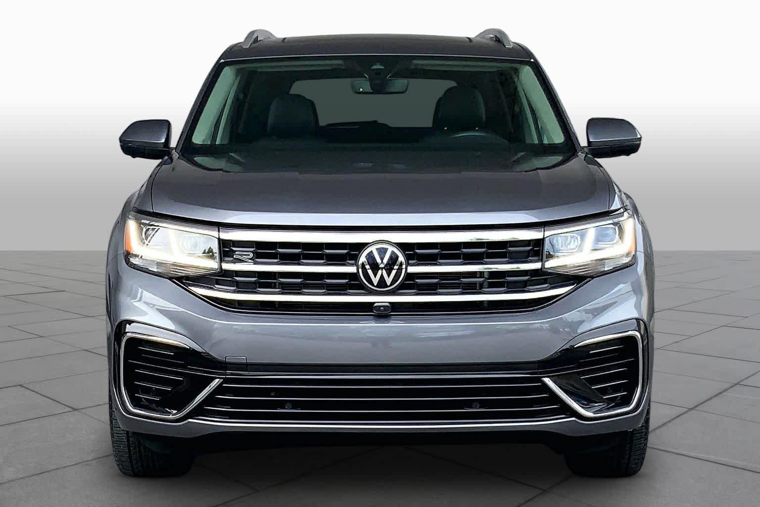 Used 2023 Volkswagen Atlas SEL Premium AWD/4WD image 4