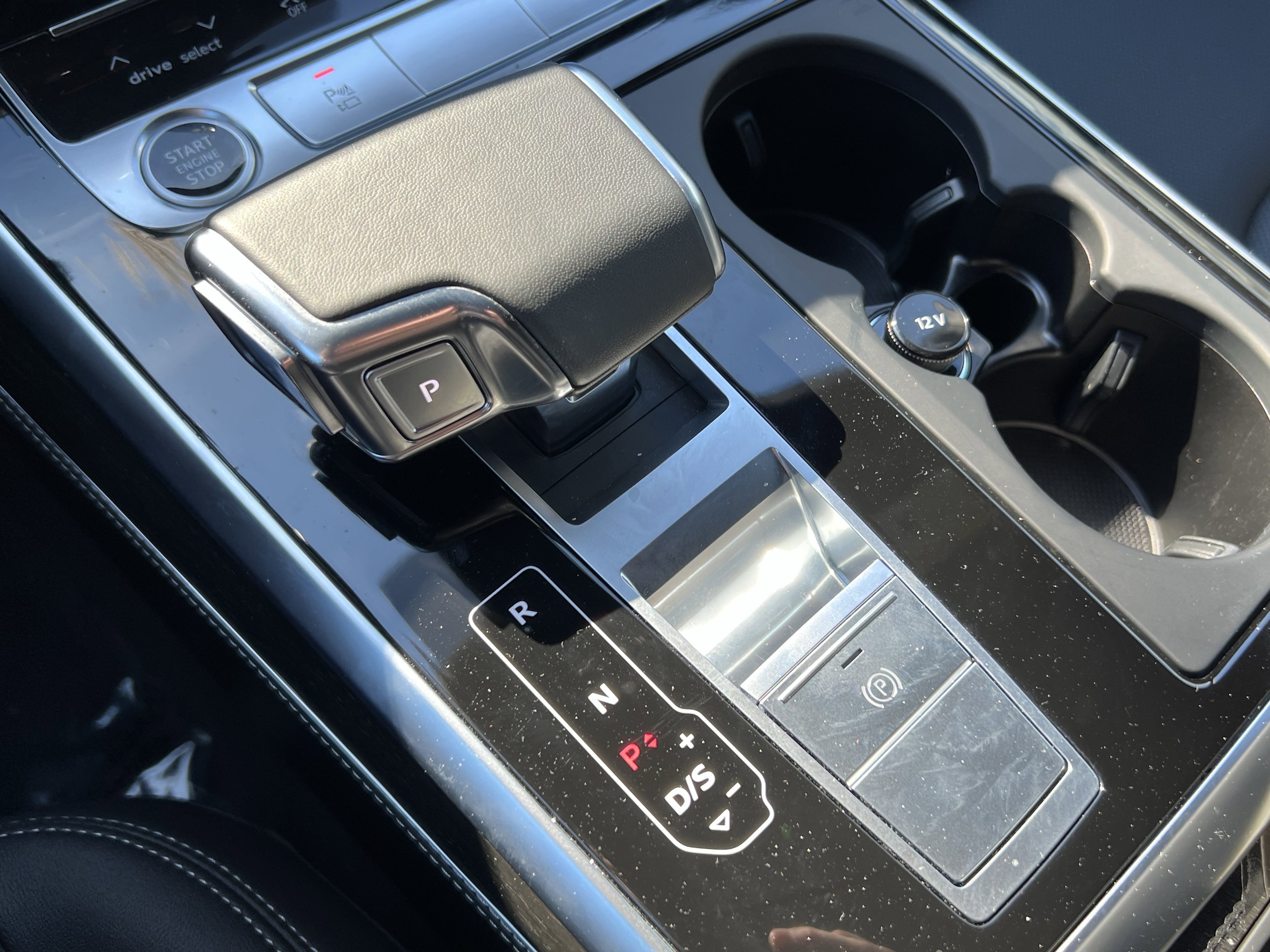 Used 2025 Audi Q8 Premium Plus image 26