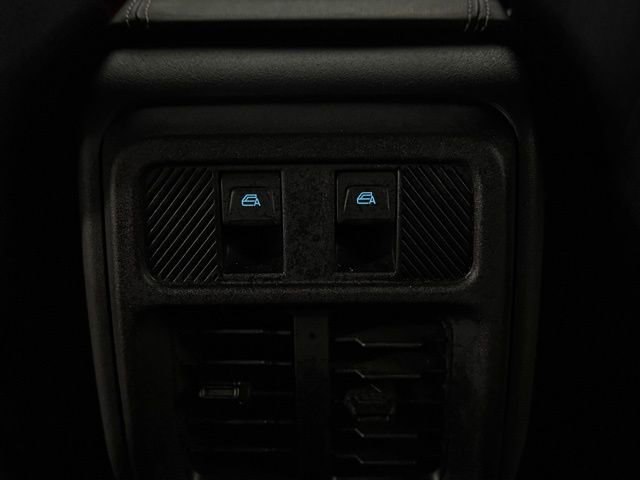 Used 2025 Ford Bronco Badlands image 23