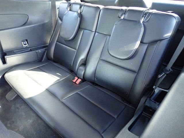 Used 2023 Ford Explorer XLT w/ Equipment Group 202A AWD/4WD image 20