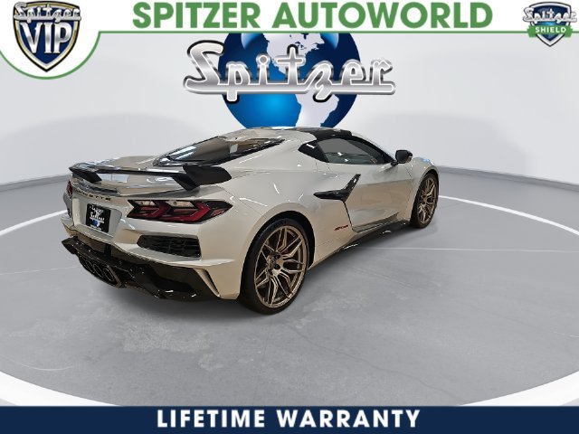 New 2026 Chevrolet Corvette Z06 w/ LPO, Roadside Safety Package RWD image 9