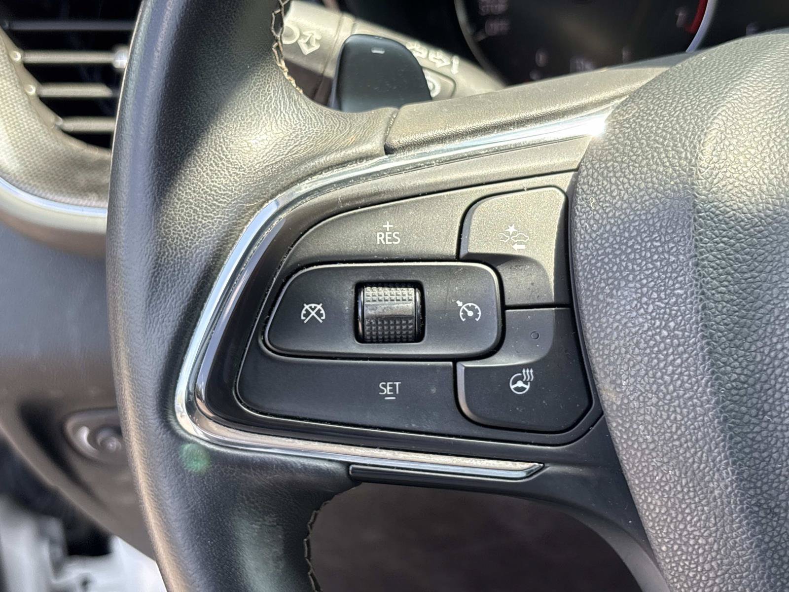 Used 2022 Buick Envision Preferred FWD image 19