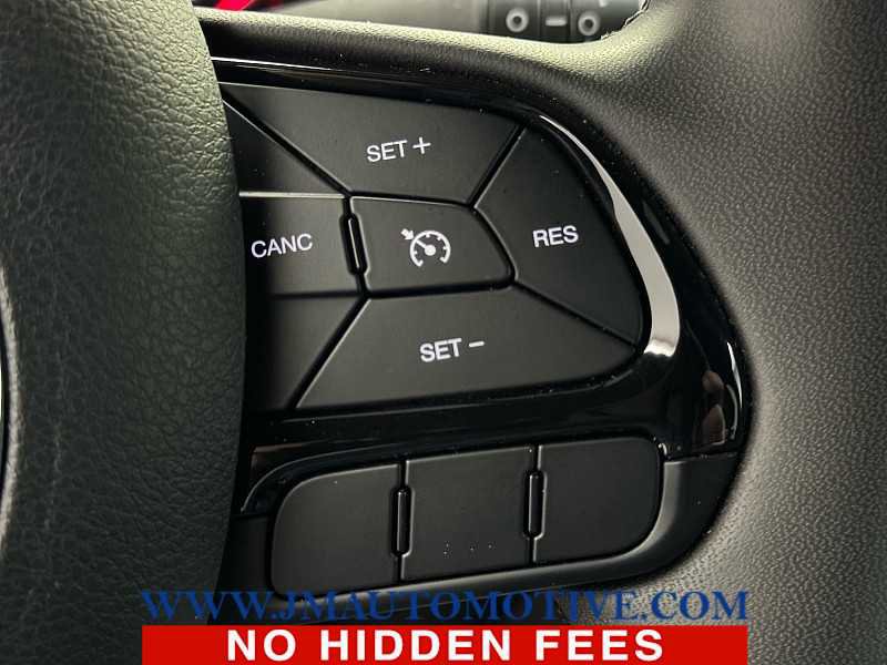 Used 2022 Jeep Renegade Altitude image 40