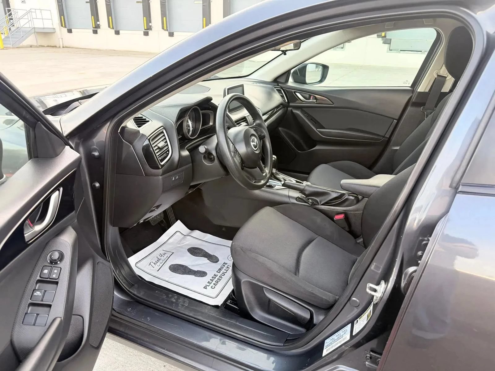 Used 2015 MAZDA MAZDA3 i Sport FWD image 9