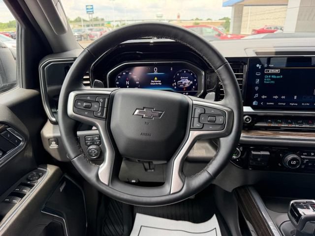 Used 2024 Chevrolet Silverado 1500 LT Trail Boss w/ LT Trail Boss Premium Package AWD/4WD image 11