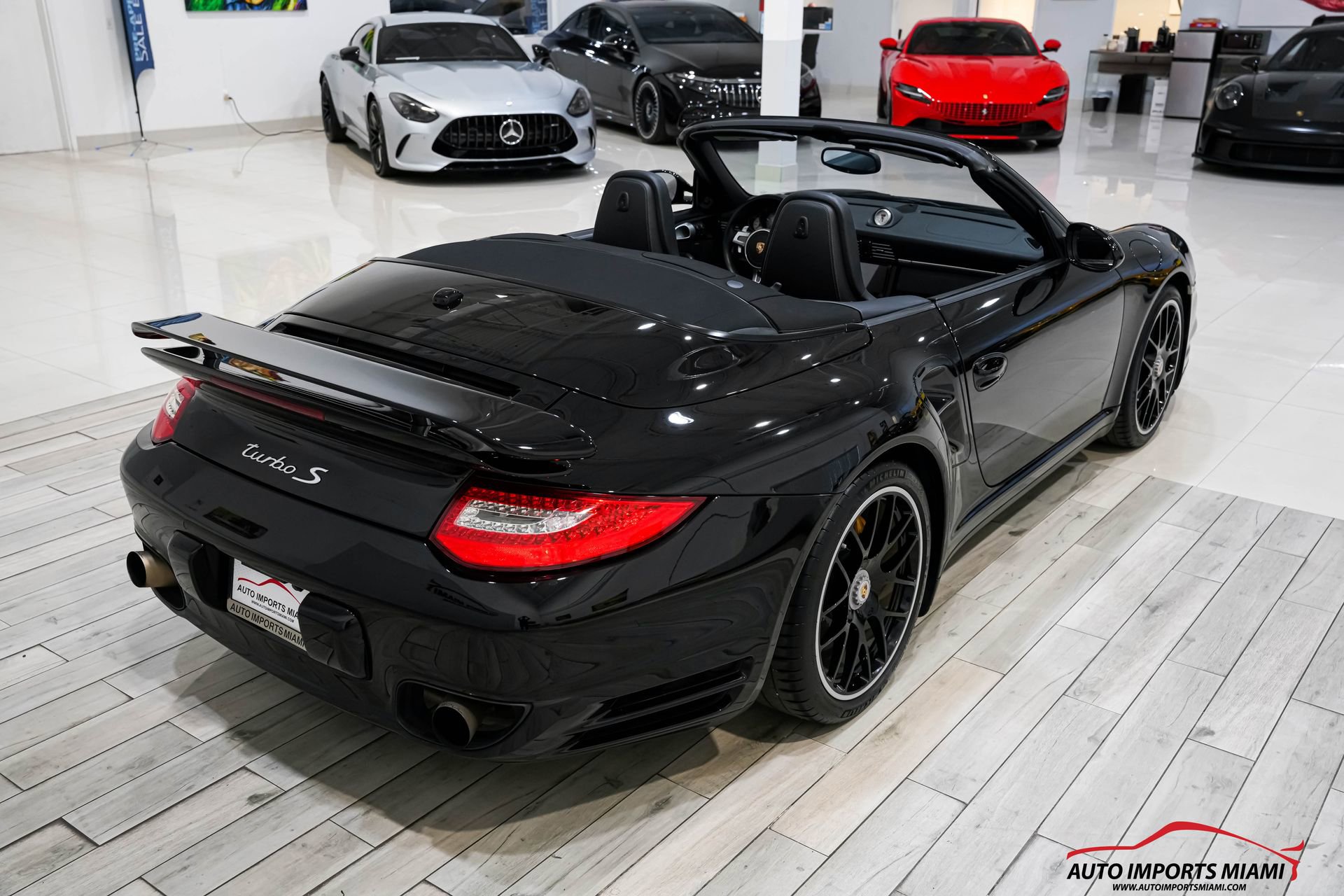 Used 2012 Porsche 911 Turbo S image 24