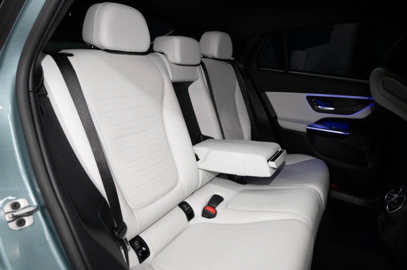 Certified 2025 Mercedes-Benz GLC 300 4MATIC image 15
