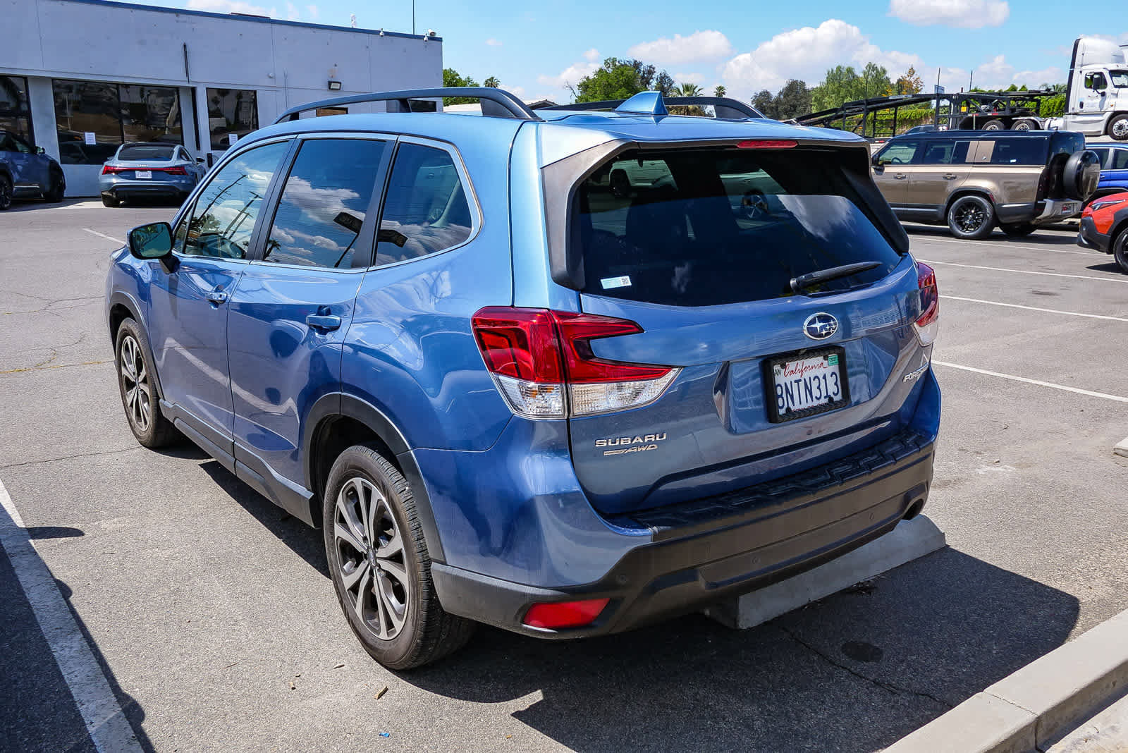 Used 2020 Subaru Forester Limited w/ Popular Package #3 image 17