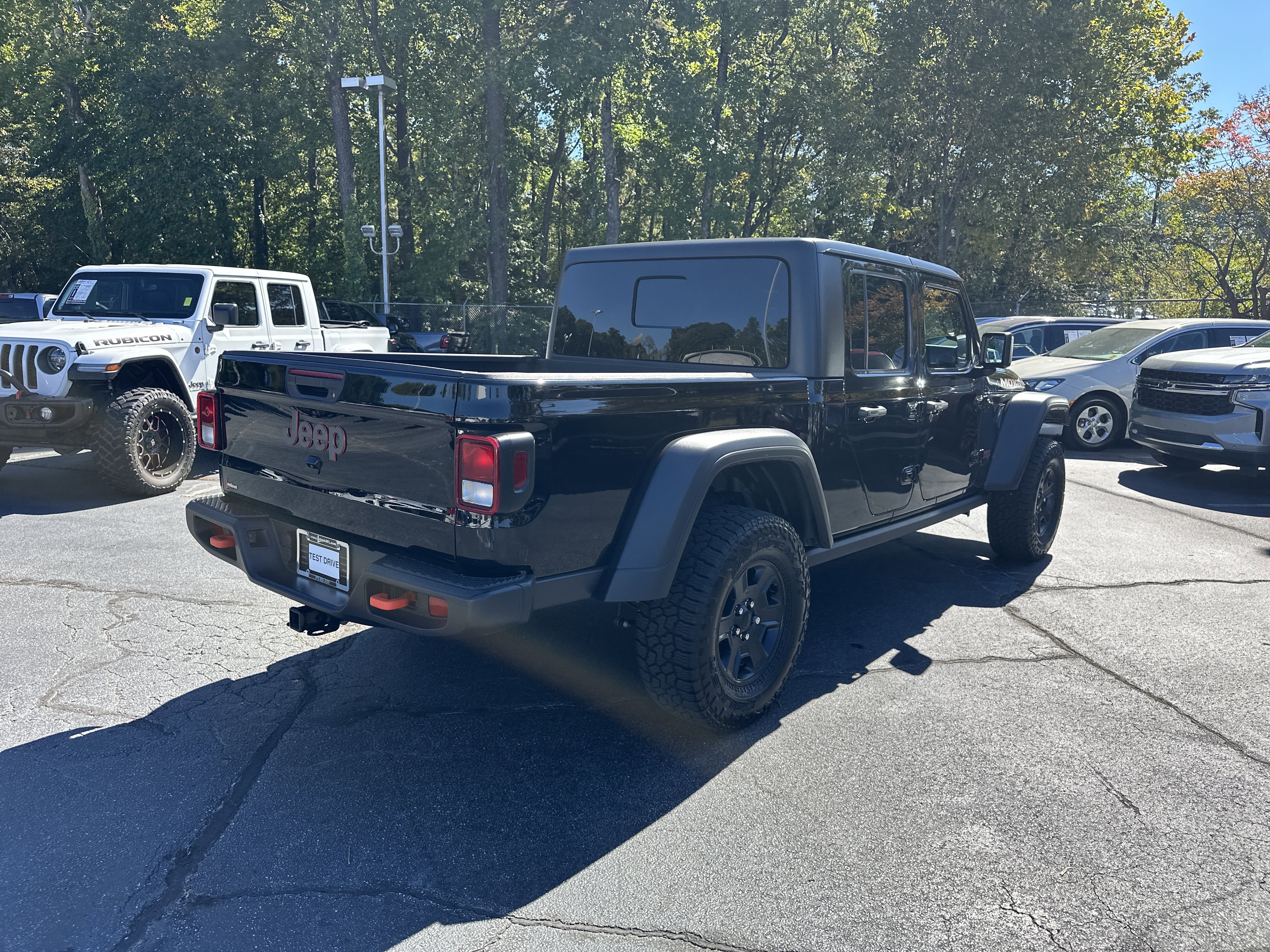 Used 2022 Jeep Gladiator Mojave w/ Trailer Tow Package image 9