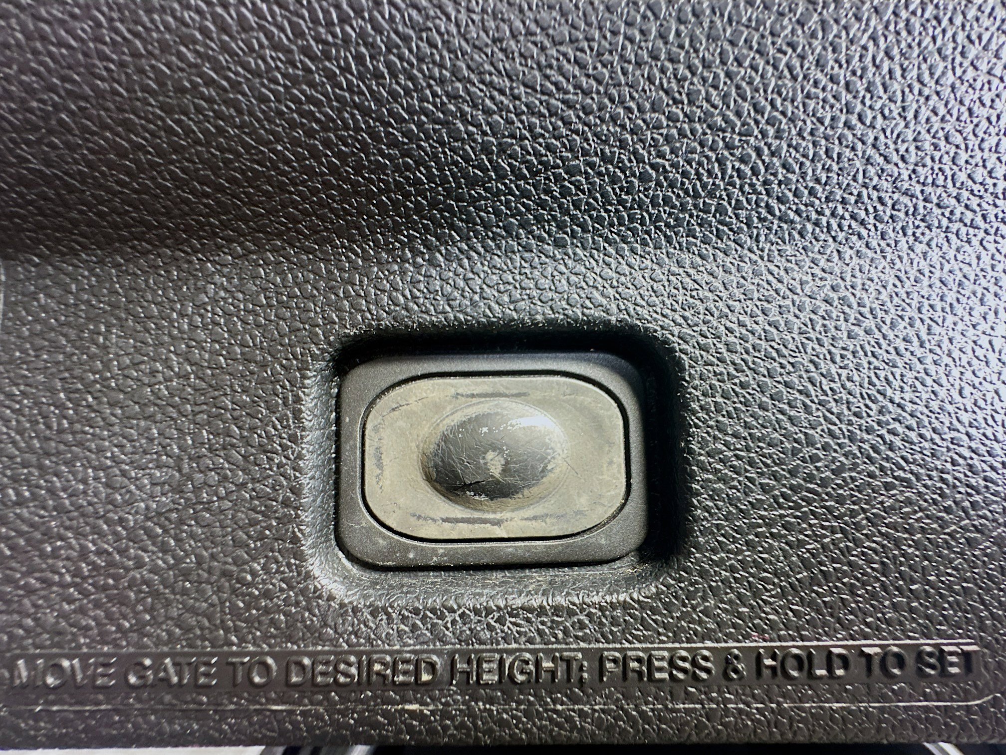 Used 2017 Ford Explorer Limited image 36