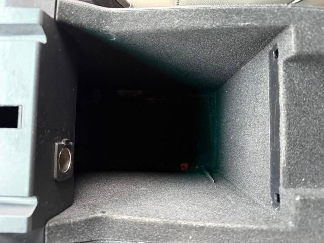 Used 2012 Ford Explorer XLT image 26