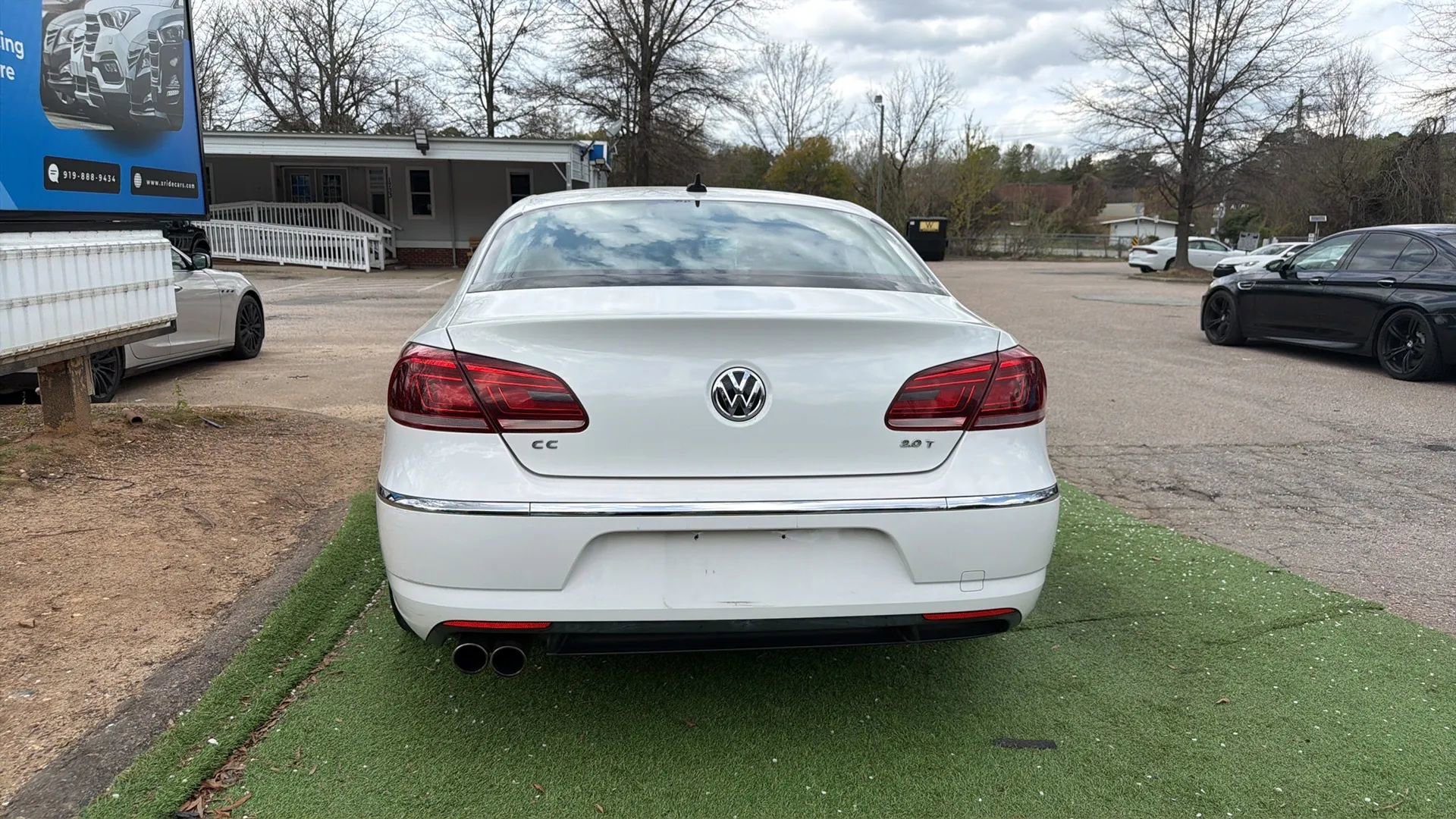 Used 2014 Volkswagen CC R-Line image 9