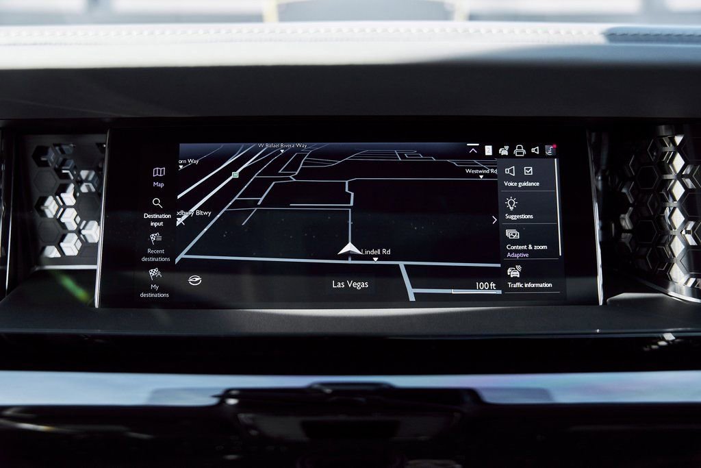 Used 2025 Rolls-Royce Phantom Sedan RWD image 87