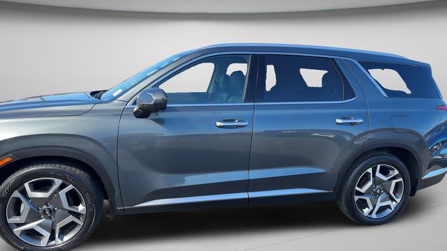 Used 2023 Hyundai Palisade Limited AWD/4WD image 17