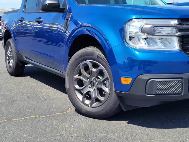 New 2025 Ford Maverick XLT image 2