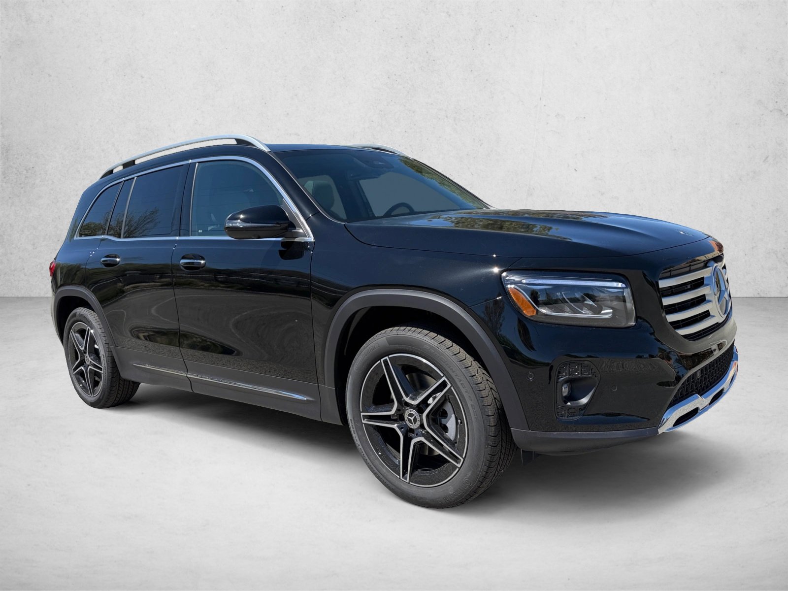 New 2026 Mercedes-Benz GLB 250 4MATIC image 3