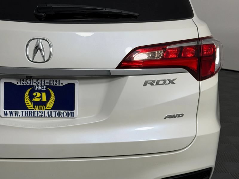 Used 2017 Acura RDX w/ Technology Package AWD/4WD image 10