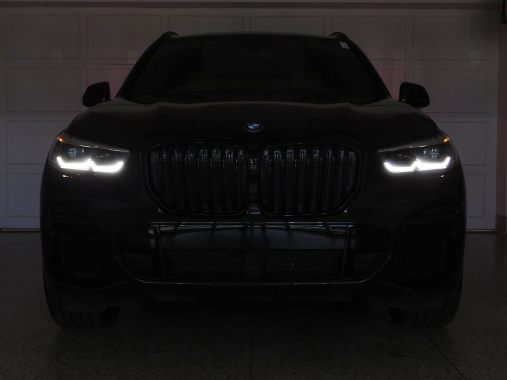Used 2023 BMW X5 xDrive45e AWD/4WD image 10