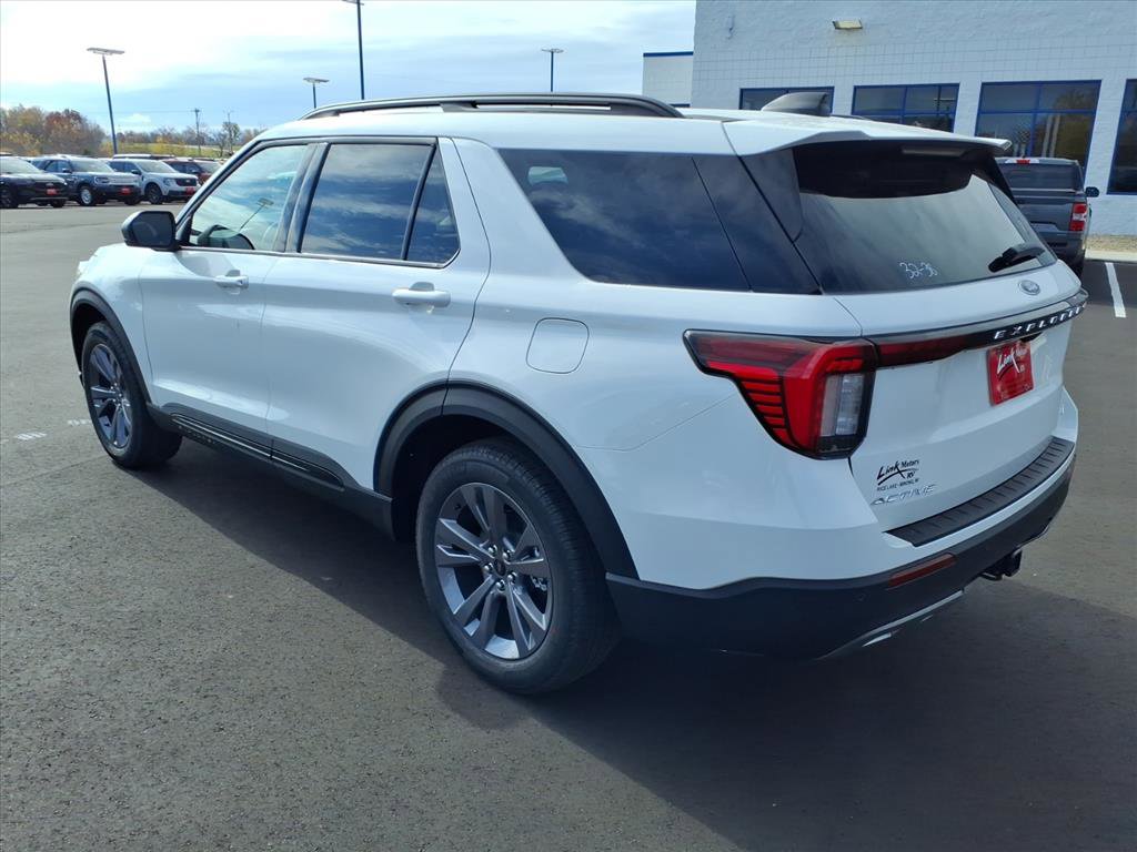 New 2026 Ford Explorer Active image 2