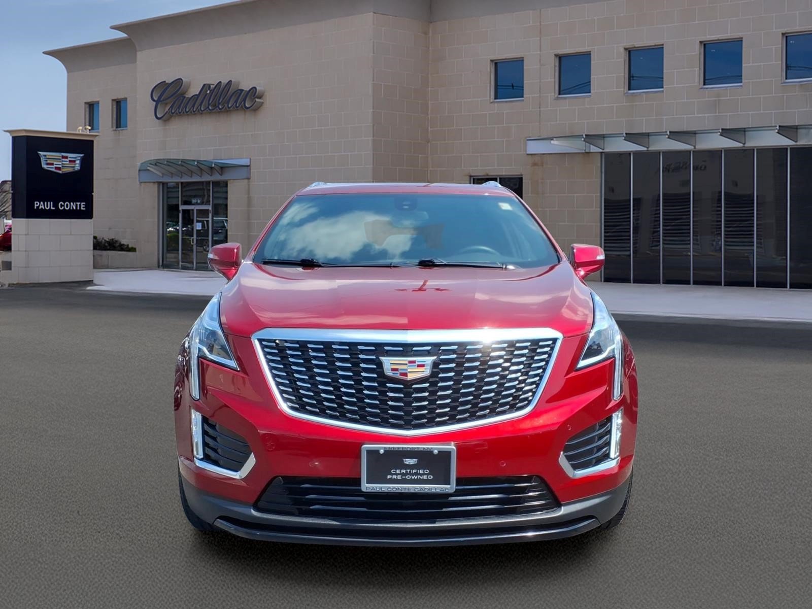 Certified 2023 Cadillac XT5 Luxury AWD/4WD image 2