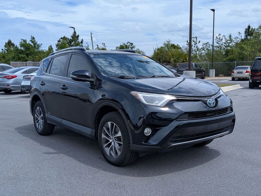 Used 2017 Toyota RAV4 XLE image 3