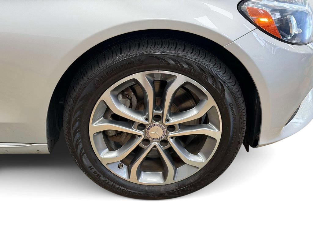 Used 2016 Mercedes-Benz C 300 4MATIC Sedan image 11