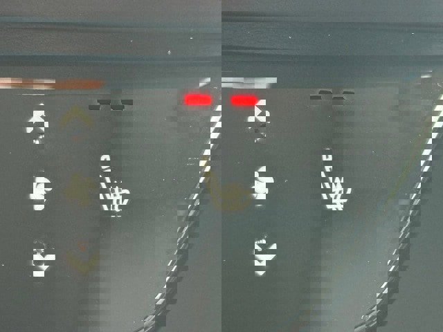 New 2025 Nissan Kicks SR w/ SR Premium Package image 31