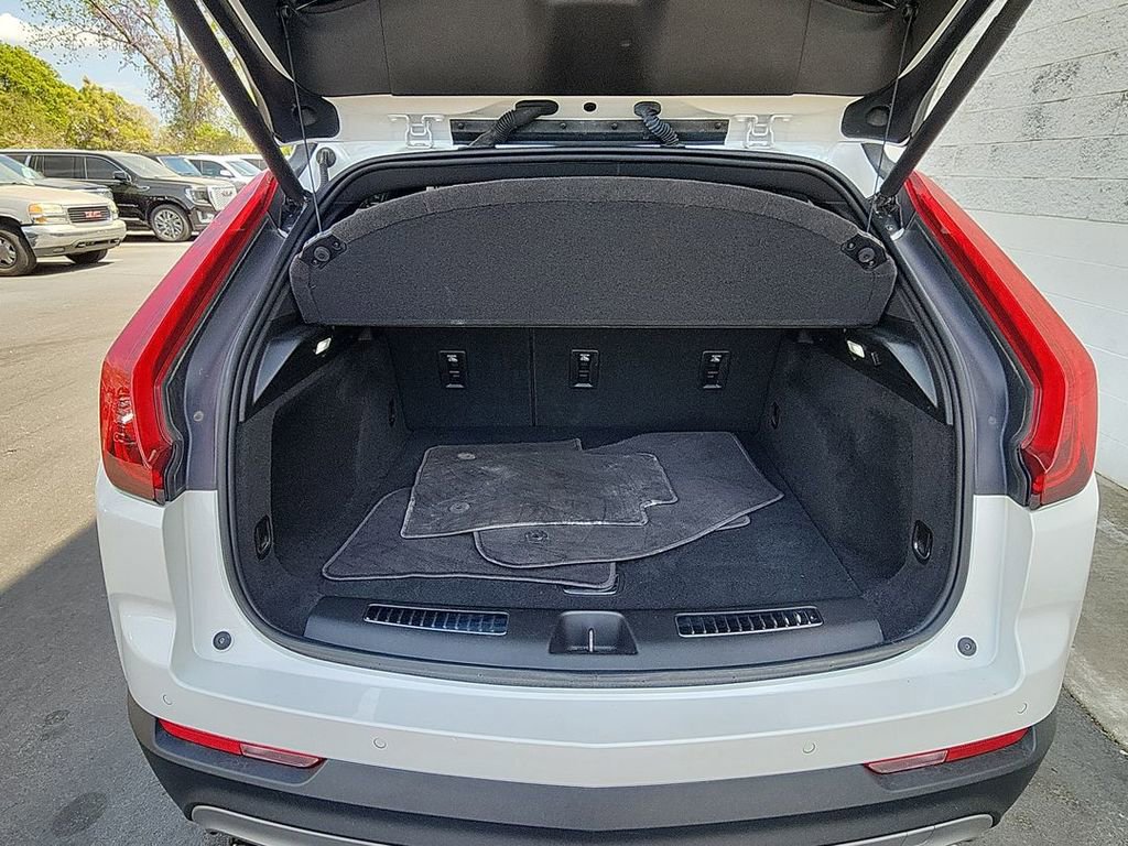 Certified 2022 Cadillac XT4 Premium Luxury w/ Enhanced Visibility Package image 24