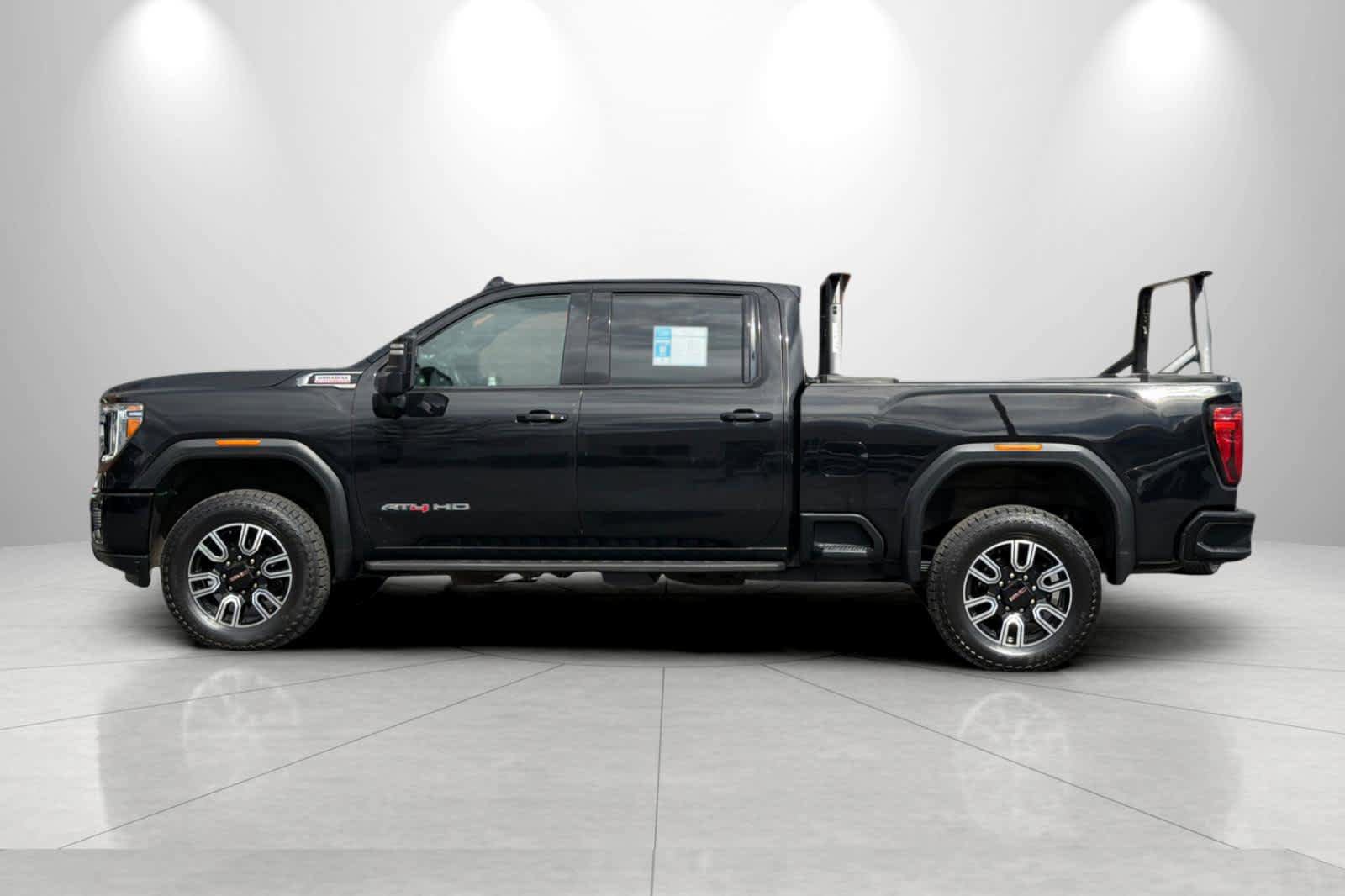 Used 2021 GMC Sierra 3500 AT4 w/ AT4 Premium Plus Package AWD/4WD image 5