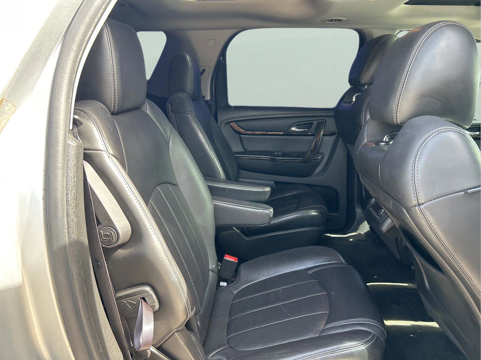 Used 2014 GMC Acadia Denali image 12