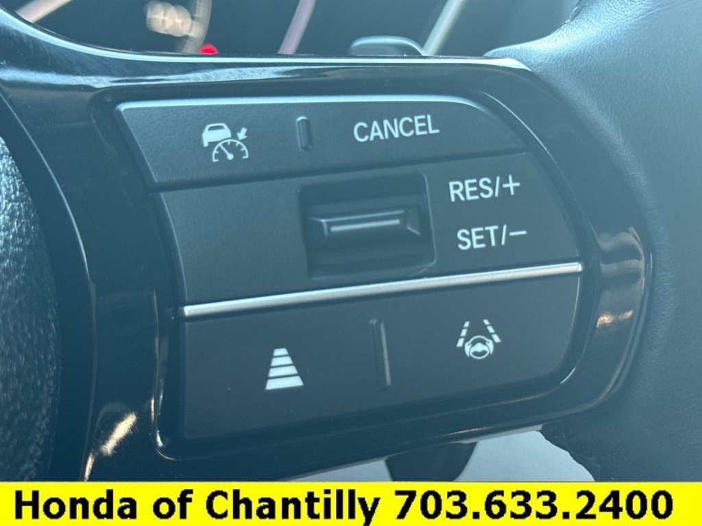 Certified 2025 Honda Pilot Touring image 12