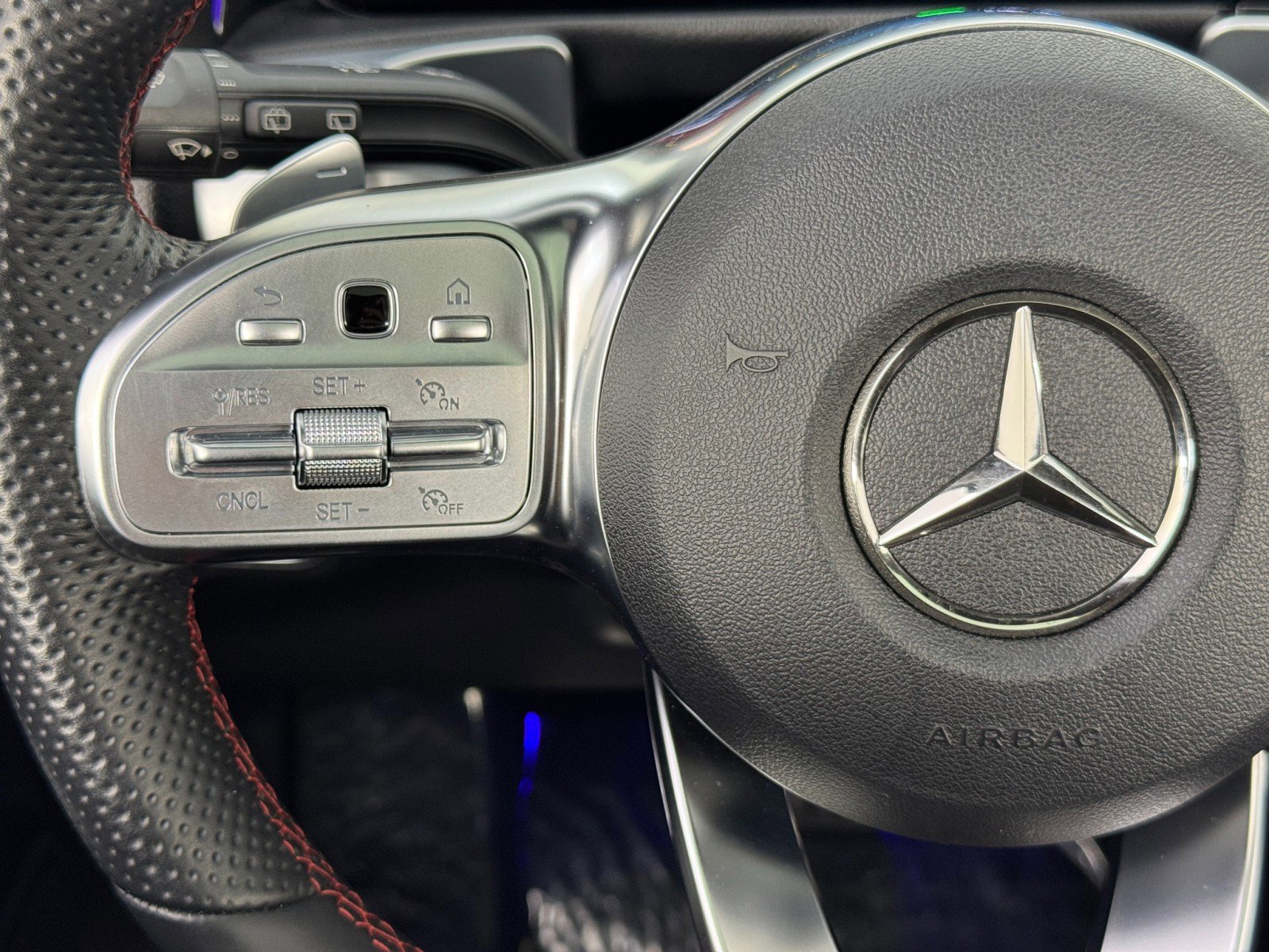 Used 2022 Mercedes-Benz EQB 350 4MATIC image 20