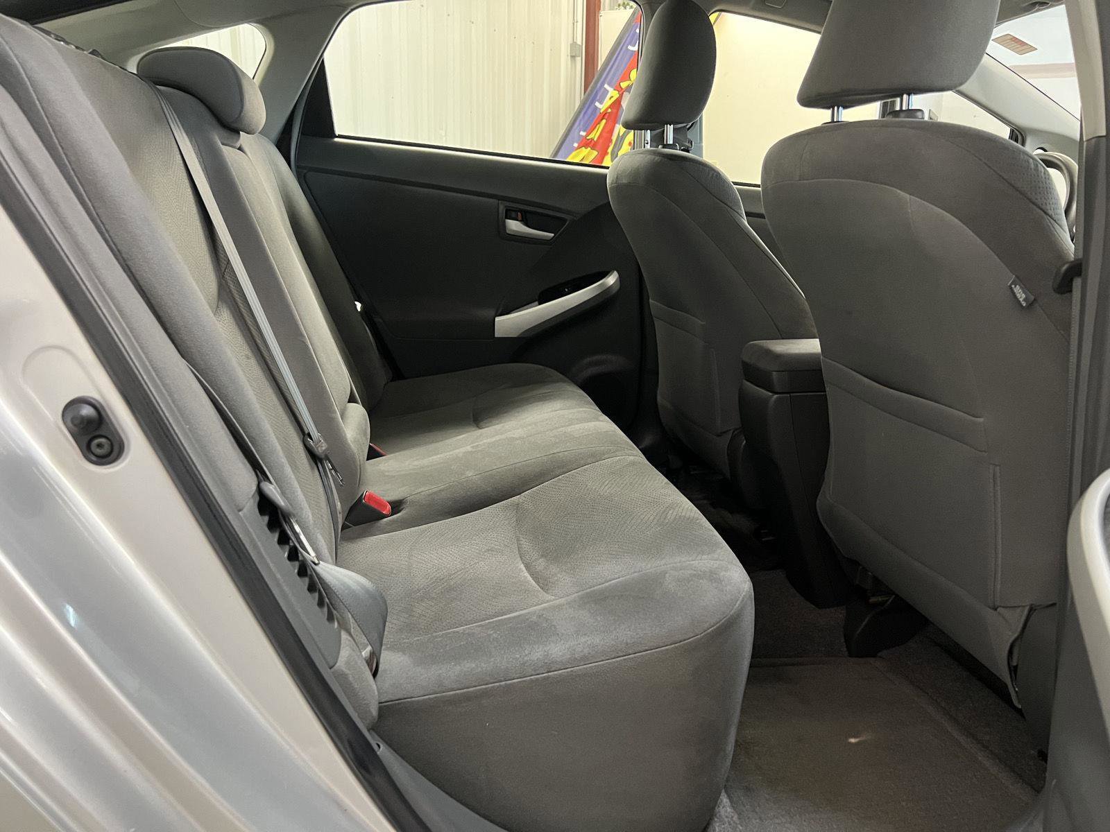 Used 2010 Toyota Prius Five image 26