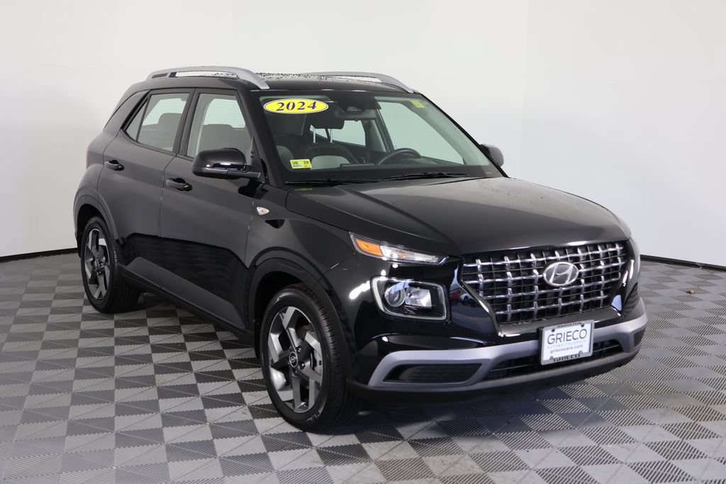 Used 2024 Hyundai Venue SEL