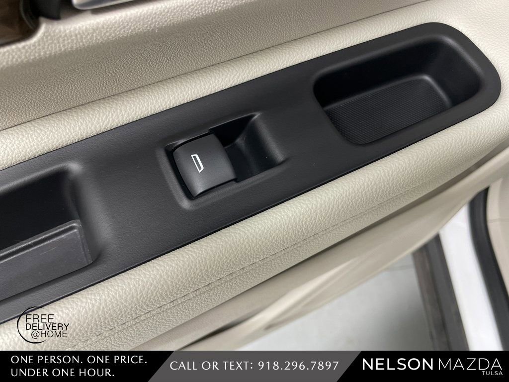 Used 2020 GMC Terrain Denali w/ Denali Premium Package image 32